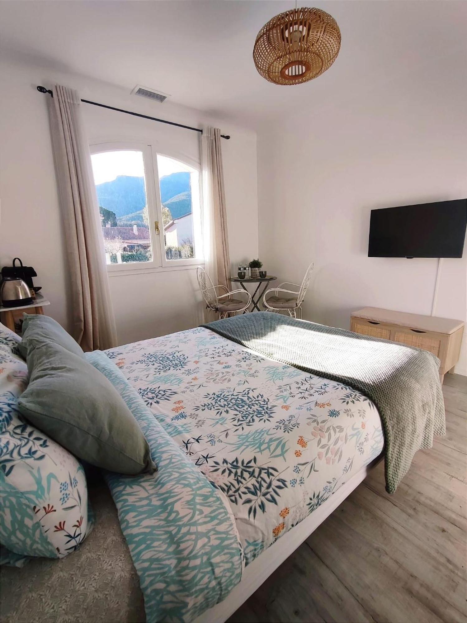 Chambre Climatisee Entre Mer Et Montagne, Avec Sdb Et Wc Privatifs Laroque-des-Albères Exterior foto